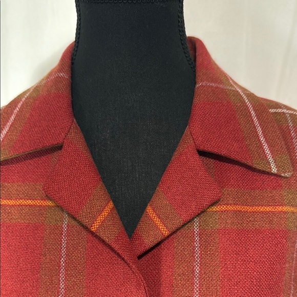 Carlisle Plaid Red Women's Jacket/Blazer 95% Wool 5% Cashmere. Size 10 - Picture 3 of 11